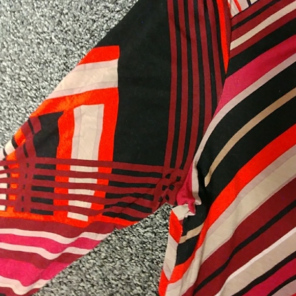 Dana Buchman Long Sleeved Tunic 🍷 - Picture 7 of 7